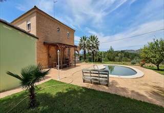 Chalet for sale in Cami Reial, Torrent, Valencia. 