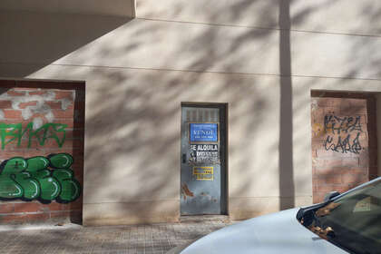Commercial premise for sale in Valterna, Paterna, Valencia. 